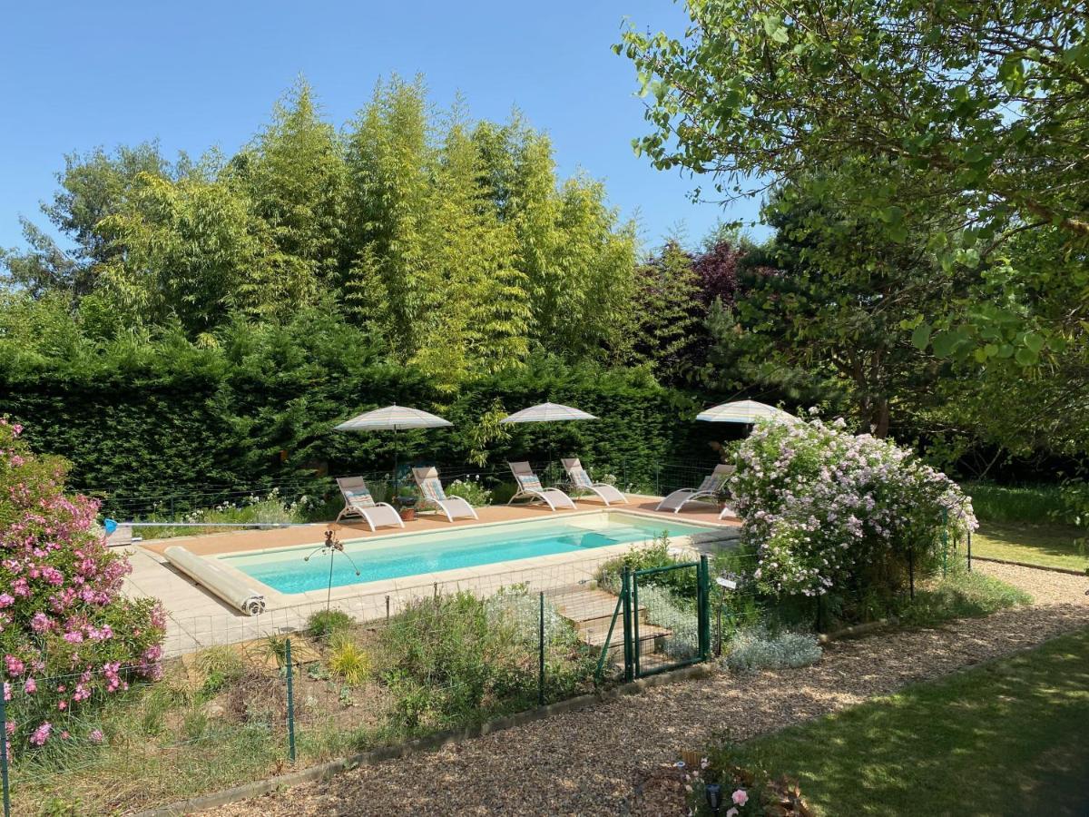 Gite De La Cale De La Clauderie Rigny-Ussé Esterno foto